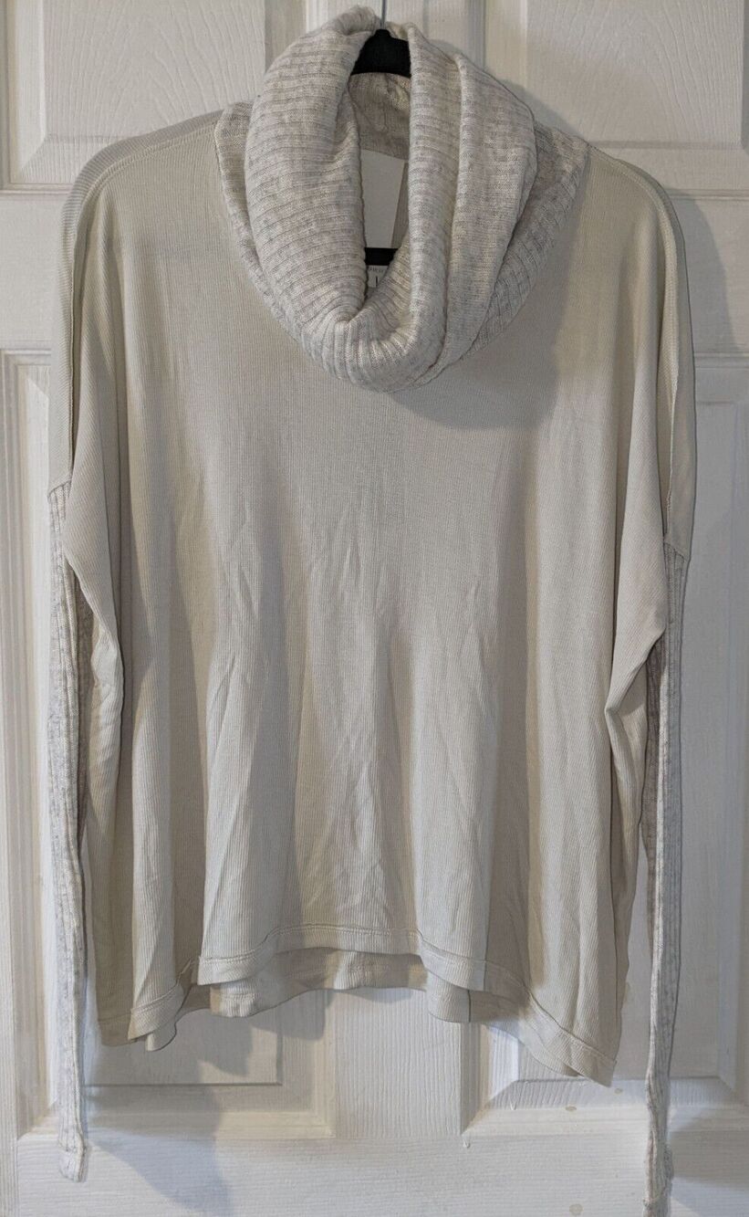 Heather Eggshell Sweater Knit Cowl Neck Pullover Sz Small NWT